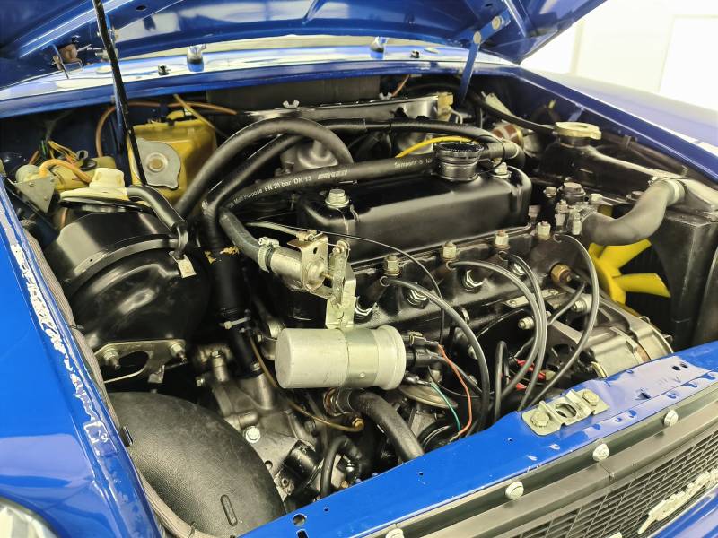 TRAITEMENT CERAMIQUE carrosserie, jantes, vitres et CIRE pour une MINI INNOCENTI COOPER 1300 EXPORT de 1974 sur CHAMBERY