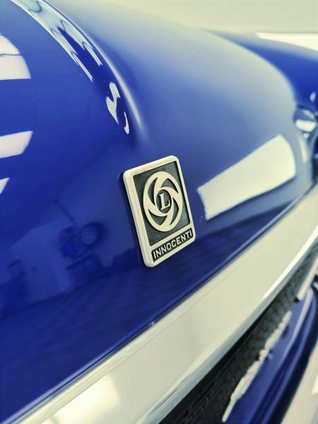 TRAITEMENT CERAMIQUE carrosserie, jantes, vitres et CIRE pour une MINI INNOCENTI COOPER 1300 EXPORT de 1974 sur CHAMBERY
