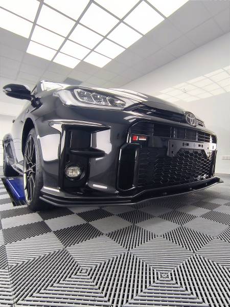 TRAITEMENT CERAMIQUE carrosserie, jantes et kit d'usure PPF sur une TOYOTA YARIS GR Track Édition de 2021 sur JACOB-BELLECOMBETTE