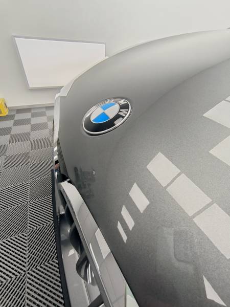 TRAITEMENT CERAMIQUE LONGUE DUREE & POLISSAGE INTEGRAL carrosserie pour une BMW SÉRIE 740i de 2018 sur BELLEY