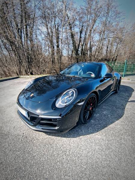 FILM DE PROTECTION PPF & TRAITEMENT CÉRAMIQUE sur une PORSCHE 911 991.2 CARRERA 4 GTS de 2018 sur St-Genix-sur-Guiers.
