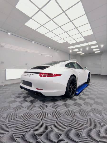 FILM DE PROTECTION PPF & TRAITEMENT CÉRAMIQUE JANTES sur une PORSCHE 911 type 991 Phase 1 Carrera GTS Sur Ambérieu-en-BUGEY dans l'Ain