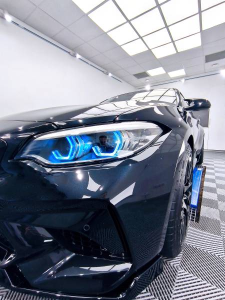 FILM DE PROTECTION PPF & TRAITEMENT CÉRAMIQUE sur une BMW M2 COMPETITION de 2018 sur Murs-et-Gélignieux dans la Savoie 73