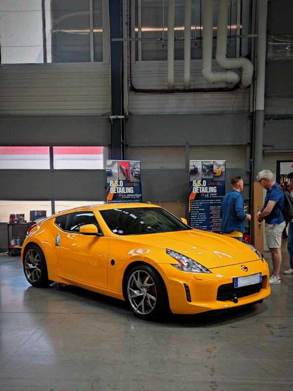NISSAN 370Z