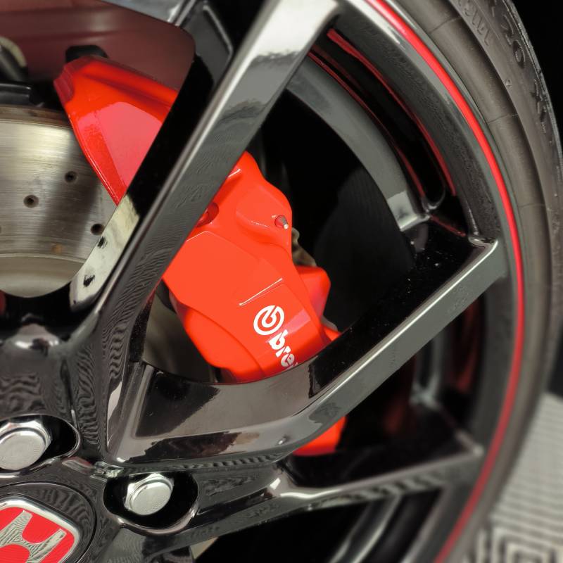 TRAITEMENT CERAMIQUE complet carrosserie, jantes, plastiques et vitrage sur une HONDA CIVIC TYPE R ph.1 FK8 de 2019 sur BELLEY
