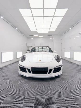 Notre zone d'activité pour ce service Protection carrosserie intégrale avec film autocicatrisant PPF brillant ou satin sur voiture neuve